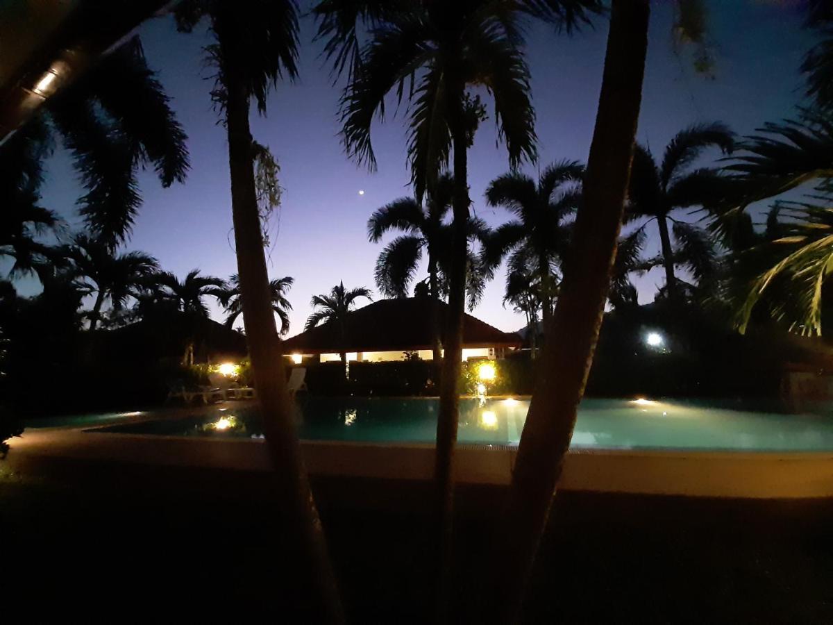 D&K Smiley Phuket Resort Rawai Luaran gambar
