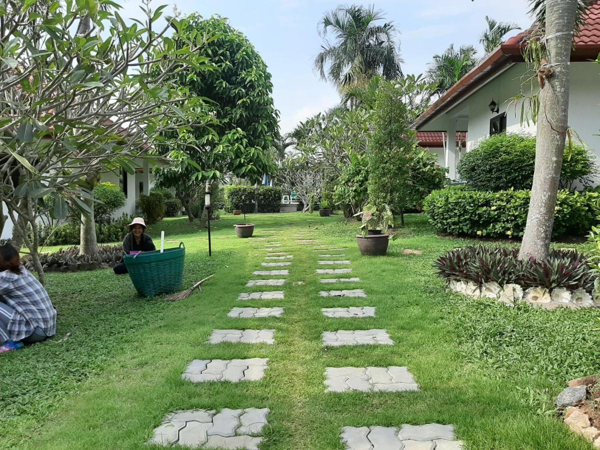 D&K Smiley Phuket Resort Rawai Luaran gambar