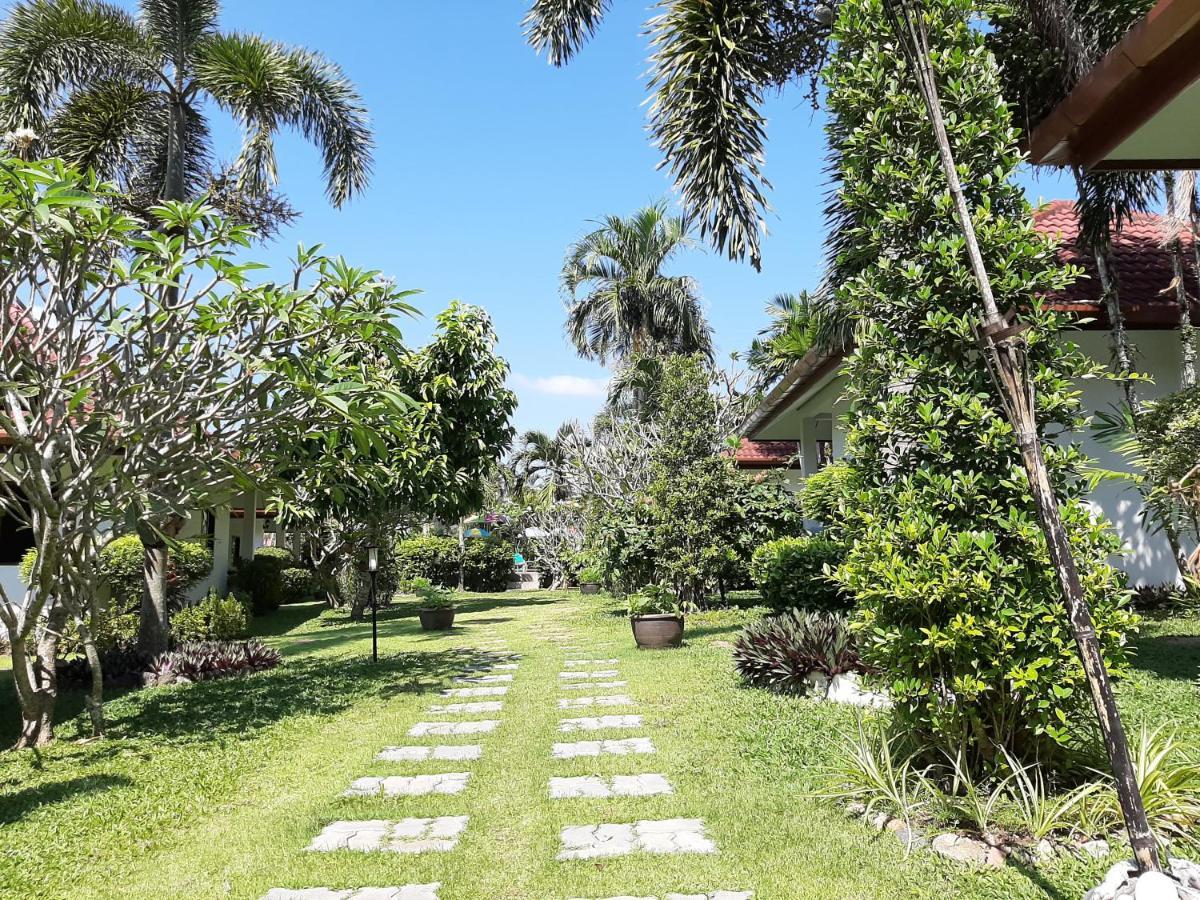 D&K Smiley Phuket Resort Rawai Luaran gambar