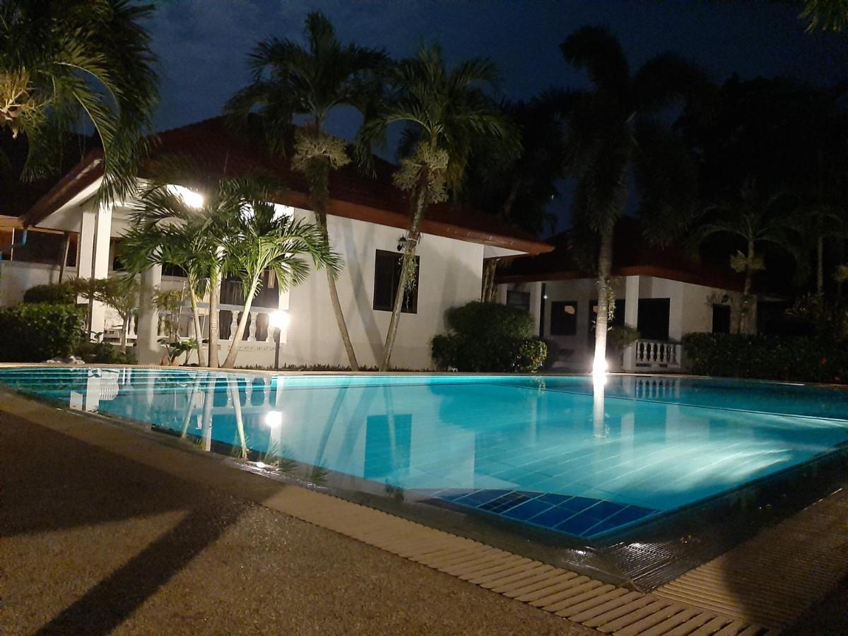 D&K Smiley Phuket Resort Rawai Luaran gambar