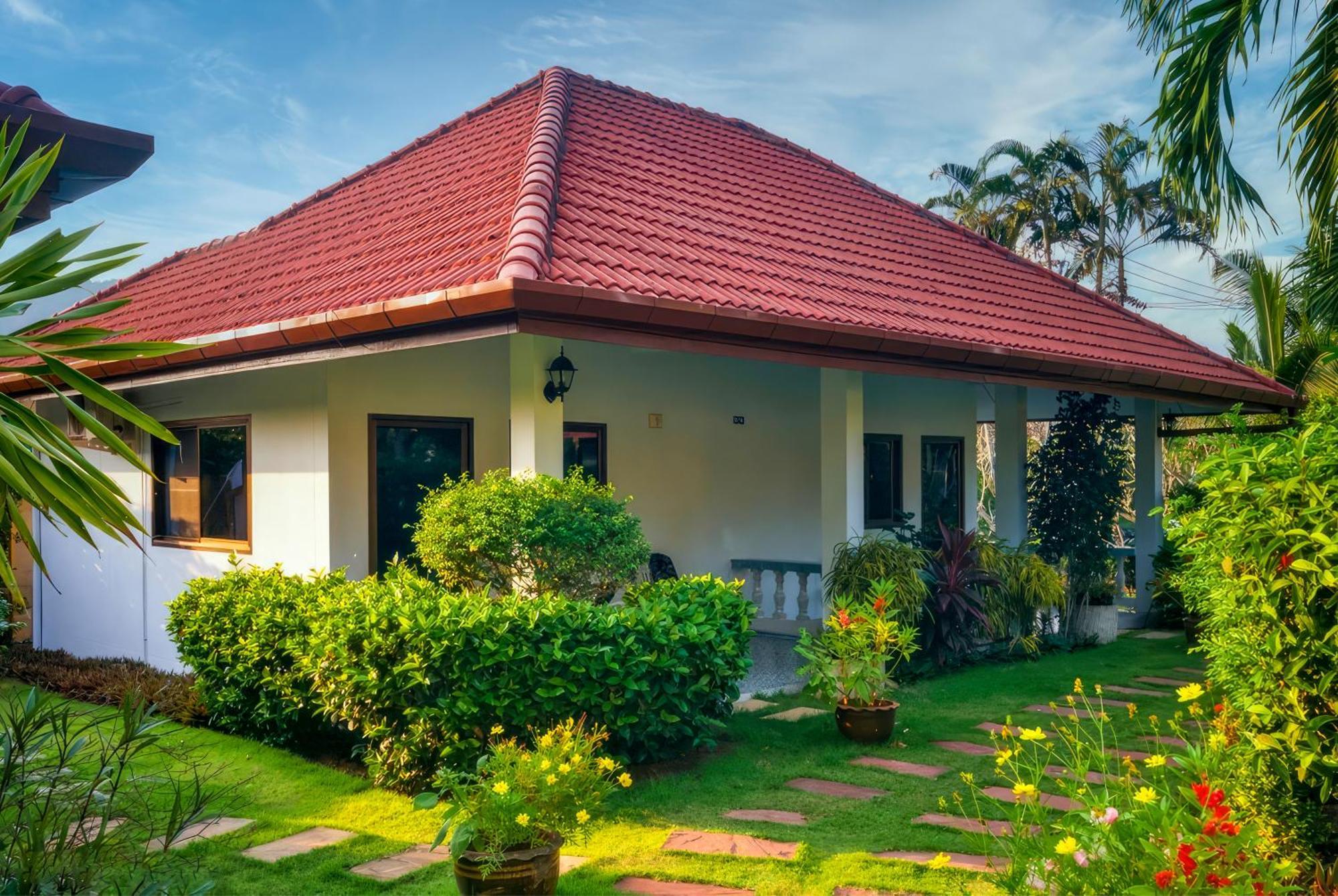 D&K Smiley Phuket Resort Rawai Luaran gambar